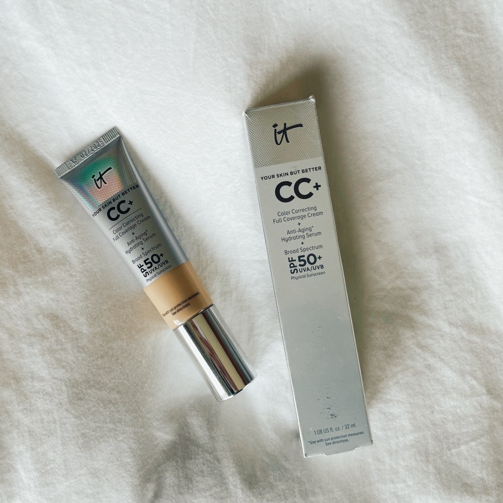 NEW ✨ IT Cosmetics CC+ Cream in Light